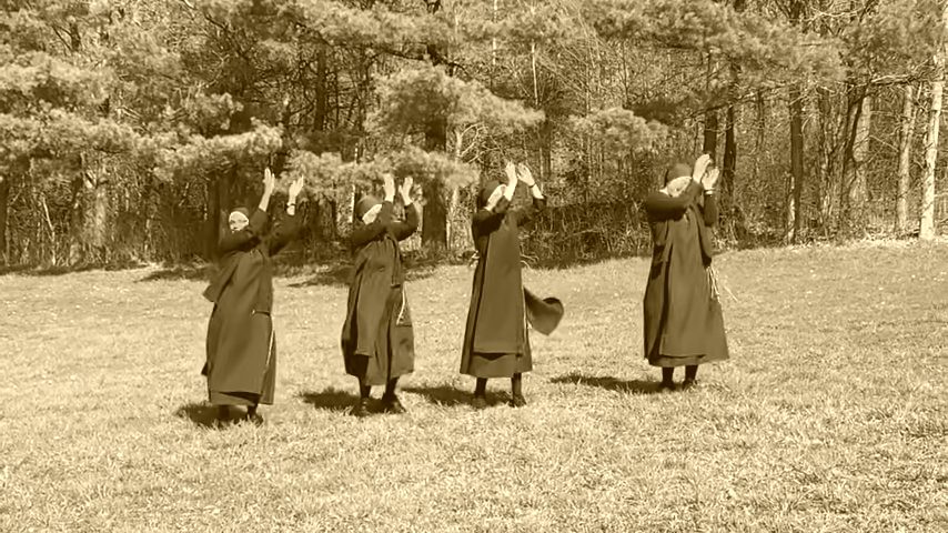 Ретро фото веселых монашек - 44