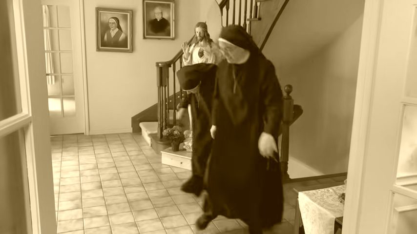 Ретро фото веселых монашек - 77