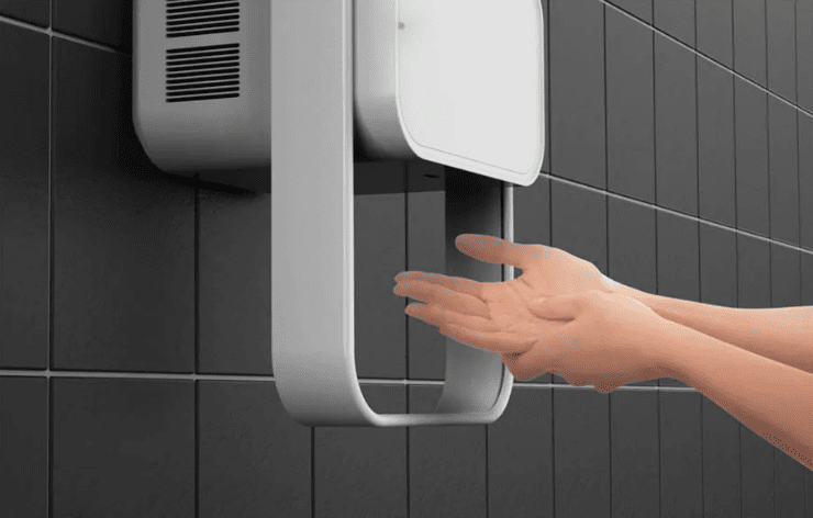 Сушилка для рук в публичных туалетах